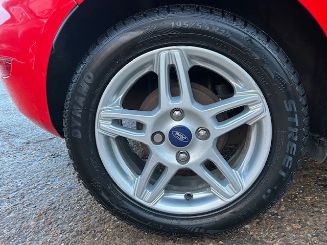 Used Ford Fiesta 2013 for sale - 77310323: Photo 9