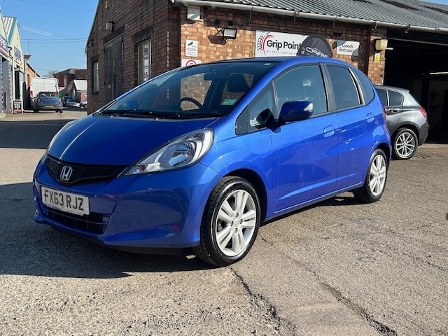 Used Honda Jazz 2013 for sale - 77945513: Photo 3