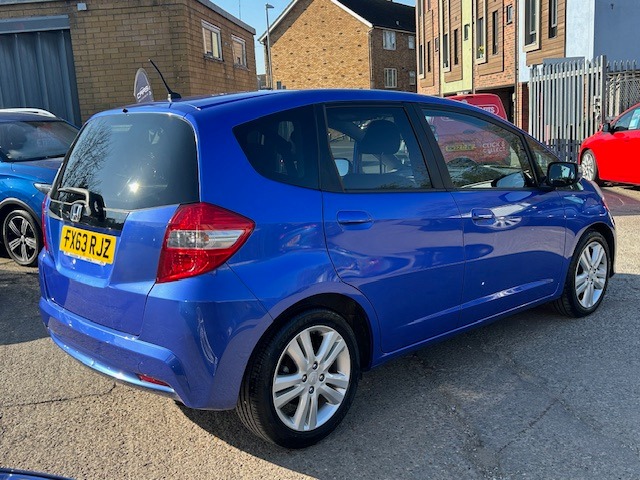 Used Honda Jazz 2013 for sale - 77945513: Photo 7