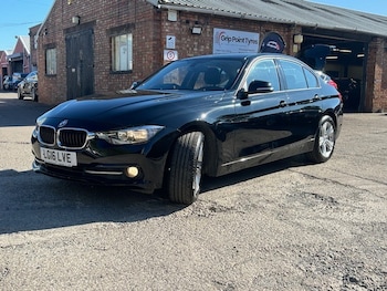 Used BMW 3 Series 2016 for sale - 77336340: Photo