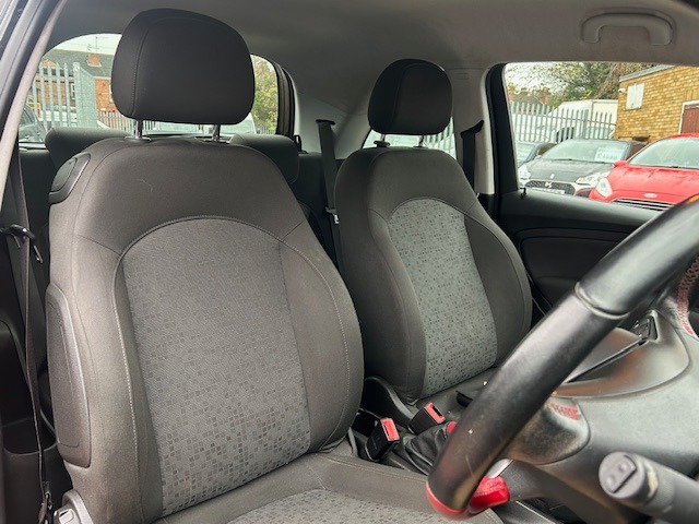 Used Vauxhall ADAM 2013 for sale - 76662590: Photo 11