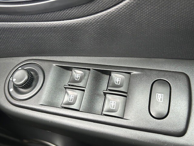 Used Renault Captur 2013 for sale - 78052986: Photo 31