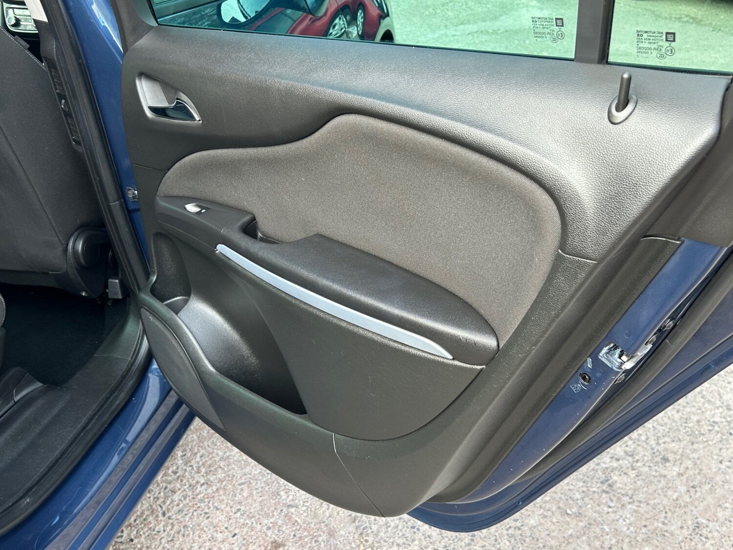 Used Vauxhall Zafira 2017 for sale - 78122759: Photo 19