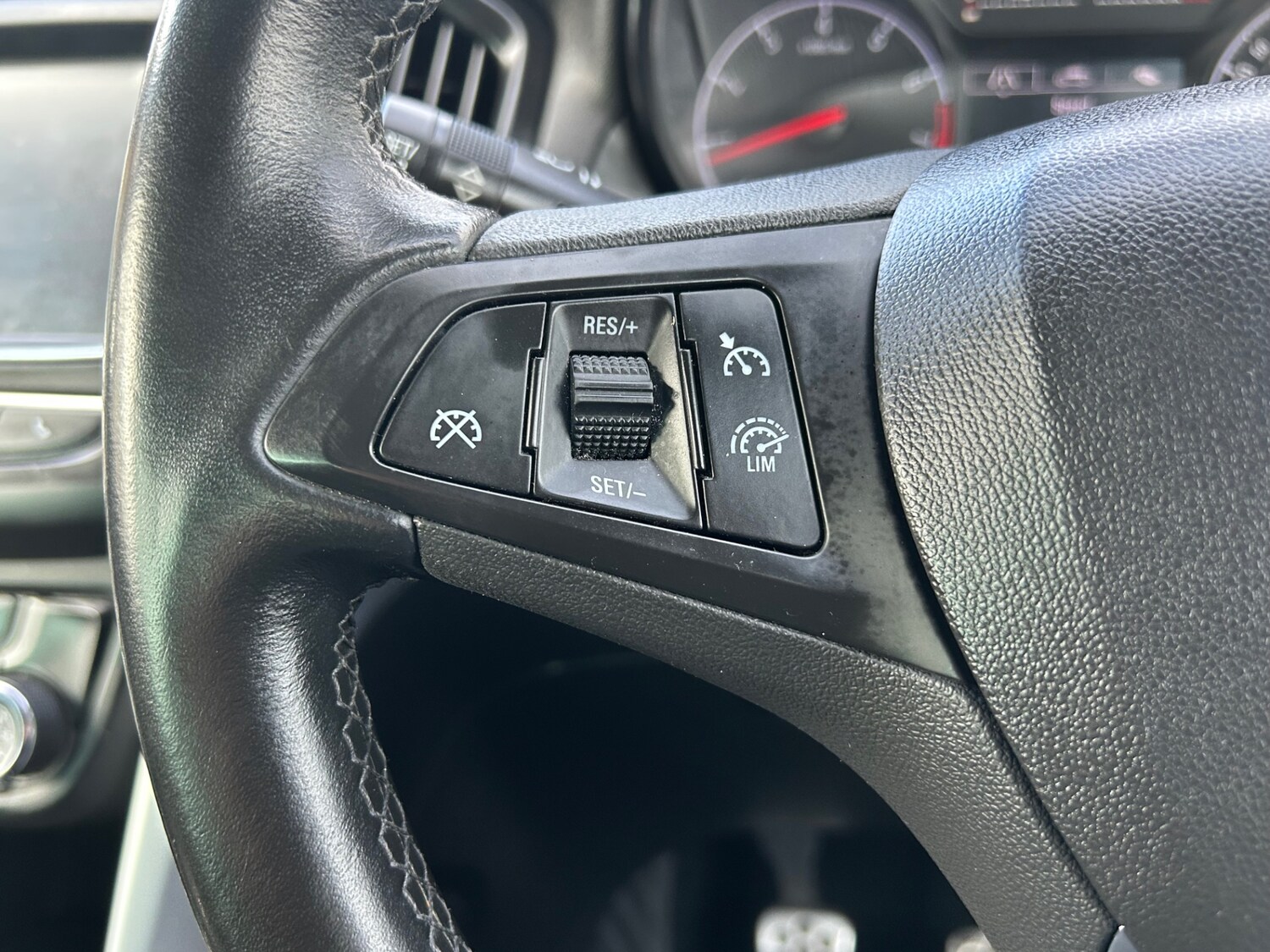 Used Vauxhall Zafira 2017 for sale - 78122759: Photo 34