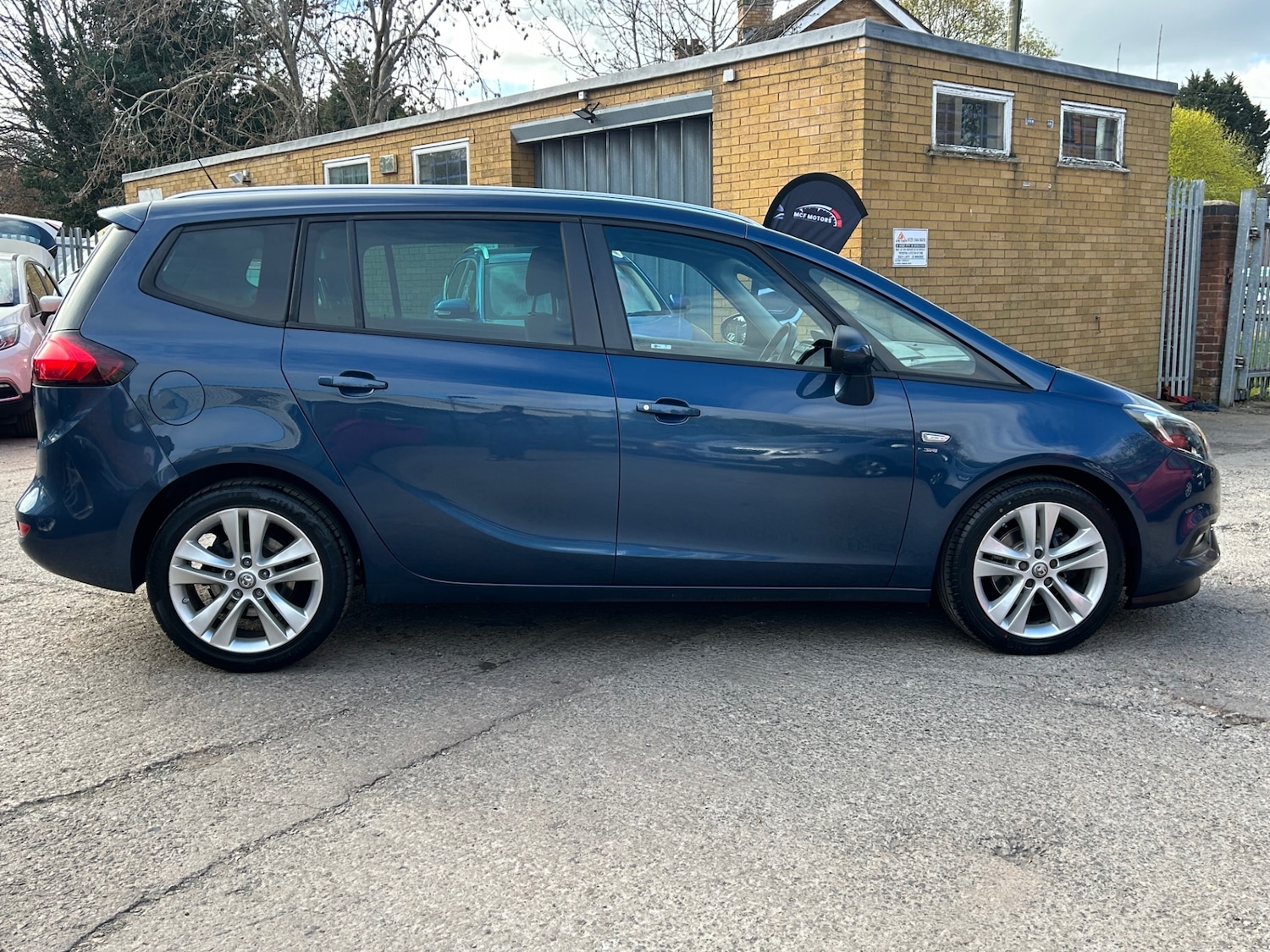 Used Vauxhall Zafira 2017 for sale - 78122759: Photo 8