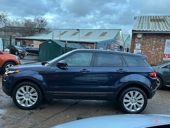 Used Land Rover Range Rover Evoque 2017 for sale - 77310342: Photo