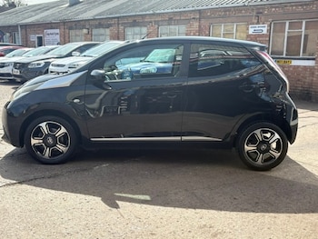Used Toyota AYGO 2014 for sale - 79503993: Photo
