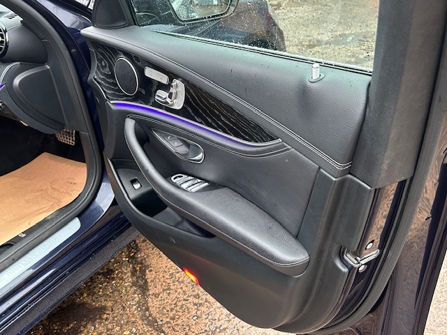 Used Mercedes-Benz E Class 2018 for sale - 76662905: Photo 11