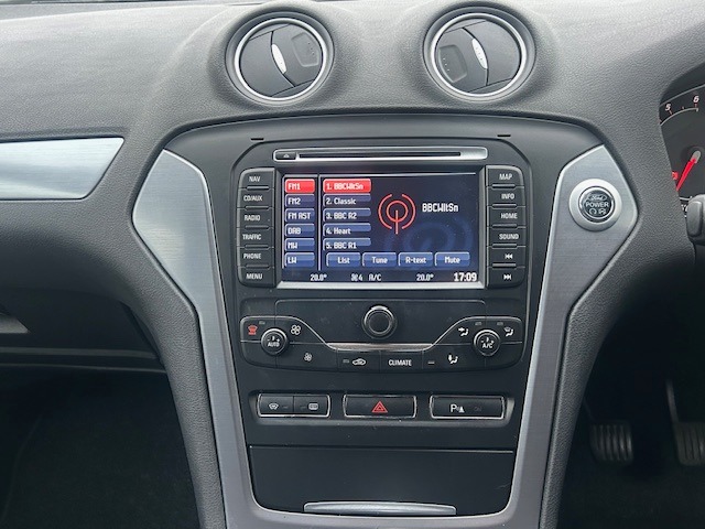 Used Ford Mondeo 2014 for sale - 77063512: Photo 31