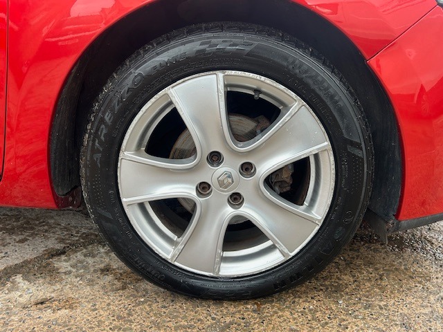 Used Renault Clio 2013 for sale - 77490829: Photo 10