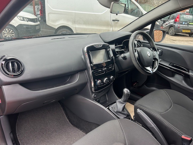 Used Renault Clio 2013 for sale - 77490829: Photo 24