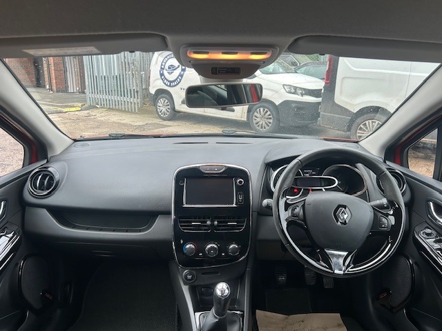 Used Renault Clio 2013 for sale - 77490829: Photo 28