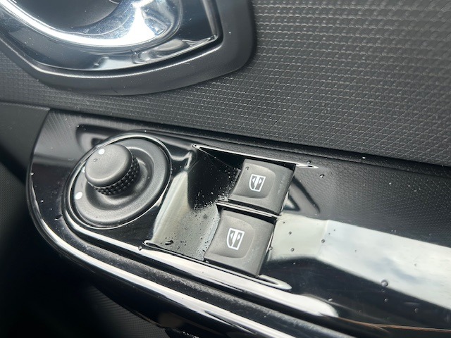 Used Renault Clio 2013 for sale - 77490829: Photo 37