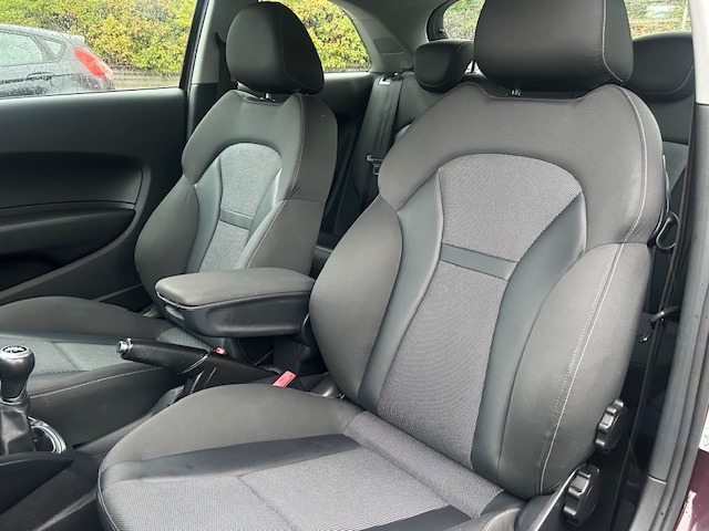 Used Audi A1 2011 for sale - 76355690: Photo 16