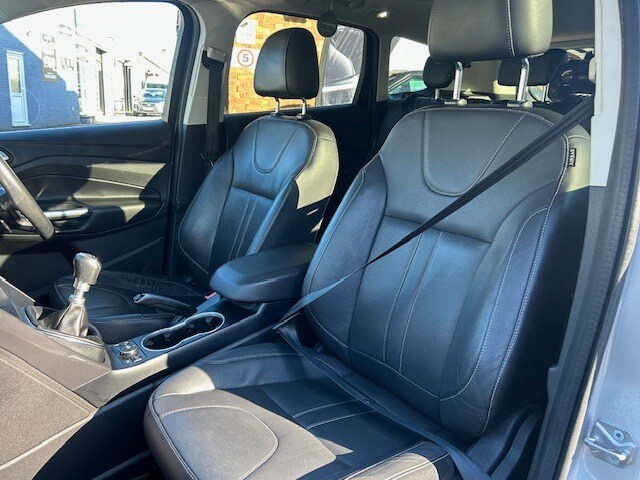 Used Ford Kuga 2015 for sale - 77577941: Photo 24