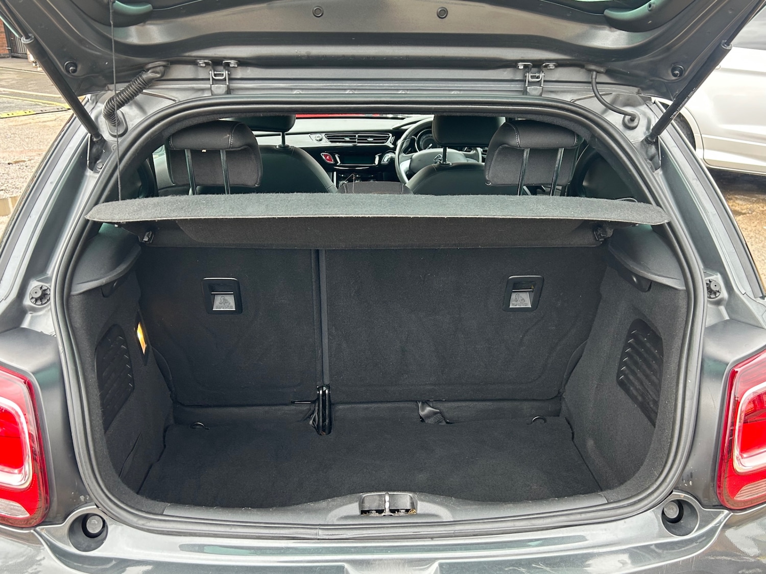 Used Citroen DS3 2013 for sale - 77632668: Photo 17