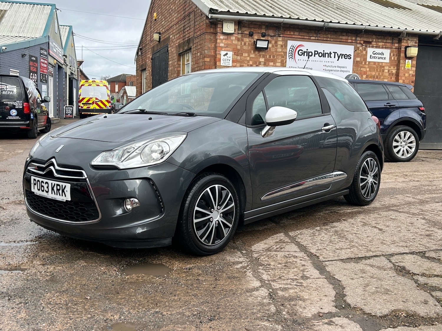 Used Citroen DS3 2013 for sale - 77632668: Photo 3