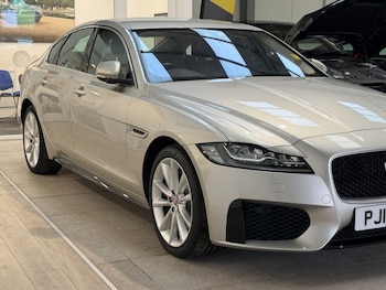 Used Jaguar XF 2016 for sale - 79265460: Photo