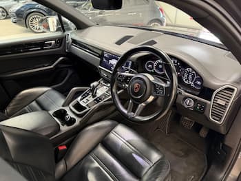 Used Porsche Cayenne 2019 for sale - 79675818: Photo