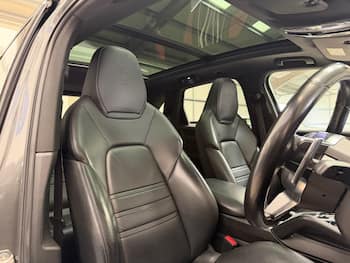 Used Porsche Cayenne 2019 for sale - 79675818: Photo