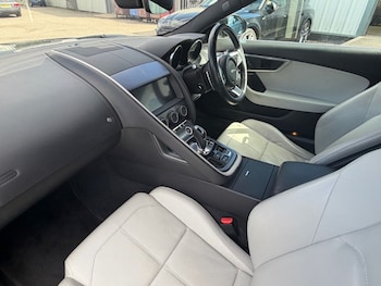 Used Jaguar F-Type 2019 for sale - 79449679: Photo