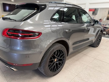 Used Porsche Macan 2018 for sale - 79265445: Photo