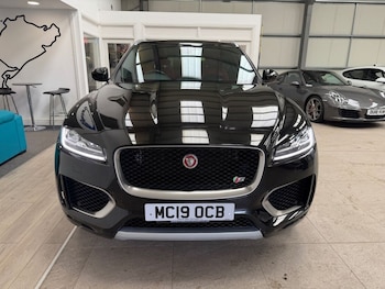 Used Jaguar F-Pace 2019 for sale - 79265438: Photo