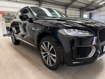 Used Jaguar F-Pace 2019 for sale - 79265438: Photo