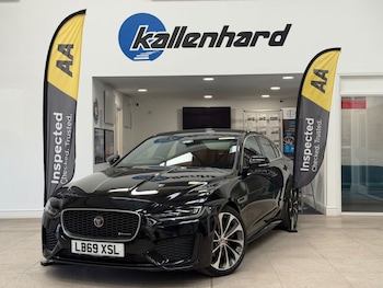 Used Jaguar XE 2020 for sale - 79265416: Photo