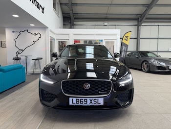 Used Jaguar XE 2020 for sale - 79265416: Photo