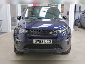 Used Land Rover Discovery Sport 2018 for sale - 79265383: Photo