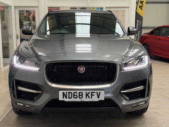 Used Jaguar F-Pace 2018 for sale - 79265453: Photo