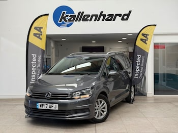 Used Volkswagen Touran 2017 for sale - 79384977: Photo