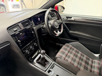 Used Volkswagen Golf 2018 for sale - 79470446: Photo