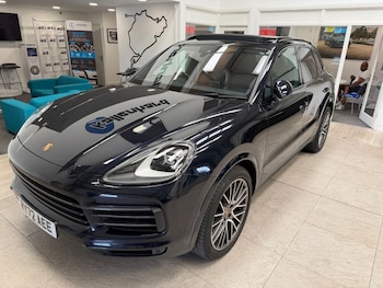 Used Porsche Cayenne 2022 for sale - 79265476: Photo