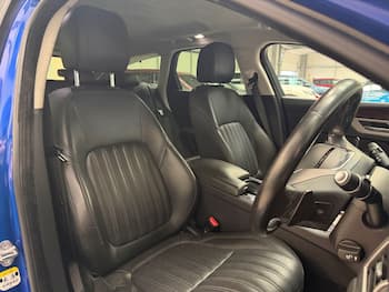 Used Jaguar XF 2019 for sale - 79675427: Photo