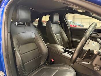 Used Jaguar XF 2017 for sale - 79675336: Photo