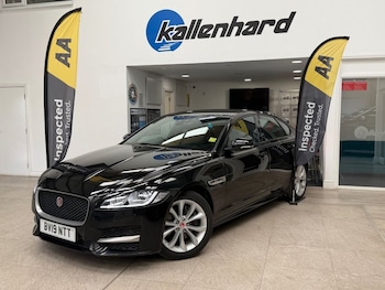 Used Jaguar XF 2019 for sale - 79265449: Photo