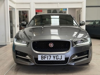 Used Jaguar XE 2017 for sale - 79313522: Photo