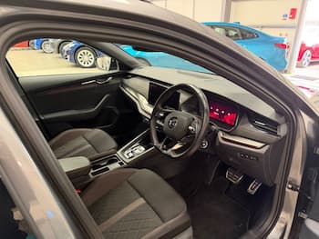 Used Skoda Octavia 2024 for sale - 79587993: Photo