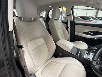 Used Jaguar E-Pace 2019 for sale - 79265419: Photo