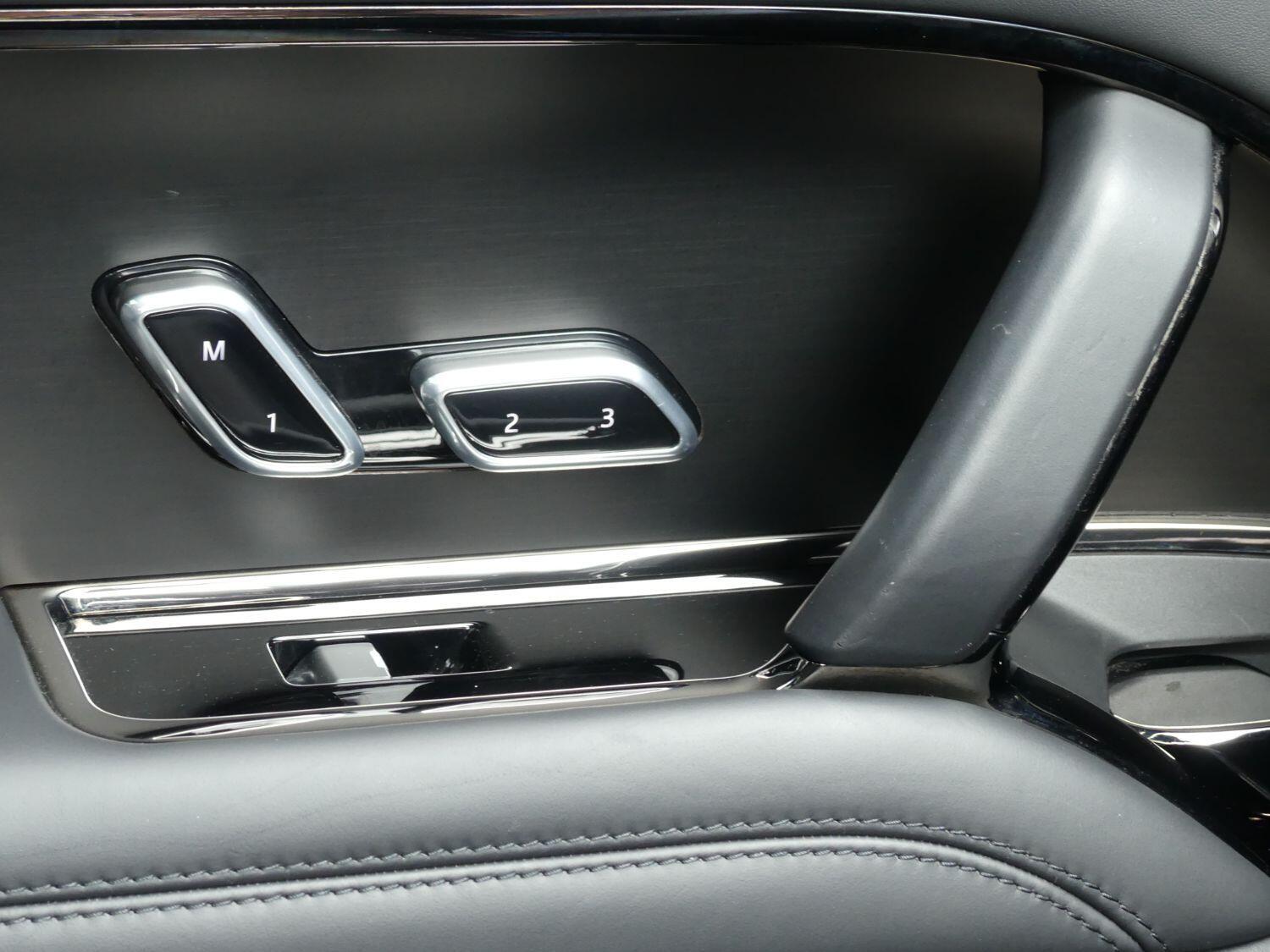 Used Land Rover Range Rover for sale - 76762807: Photo 32