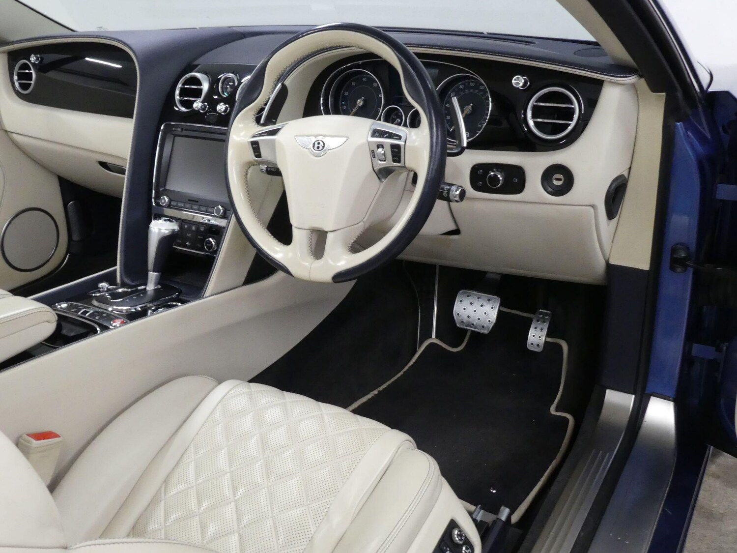 Used Bentley Continental 2016 for sale - 77696749: Photo 22