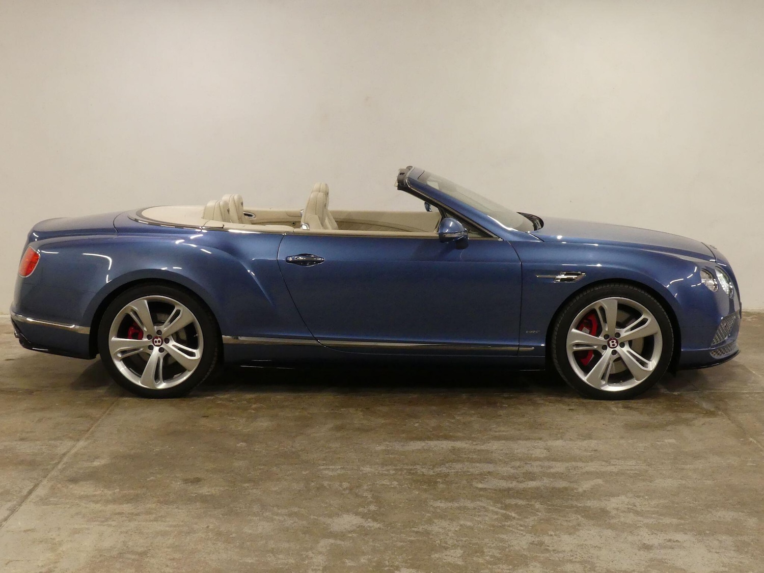 Used Bentley Continental 2016 for sale - 77696749: Photo 4