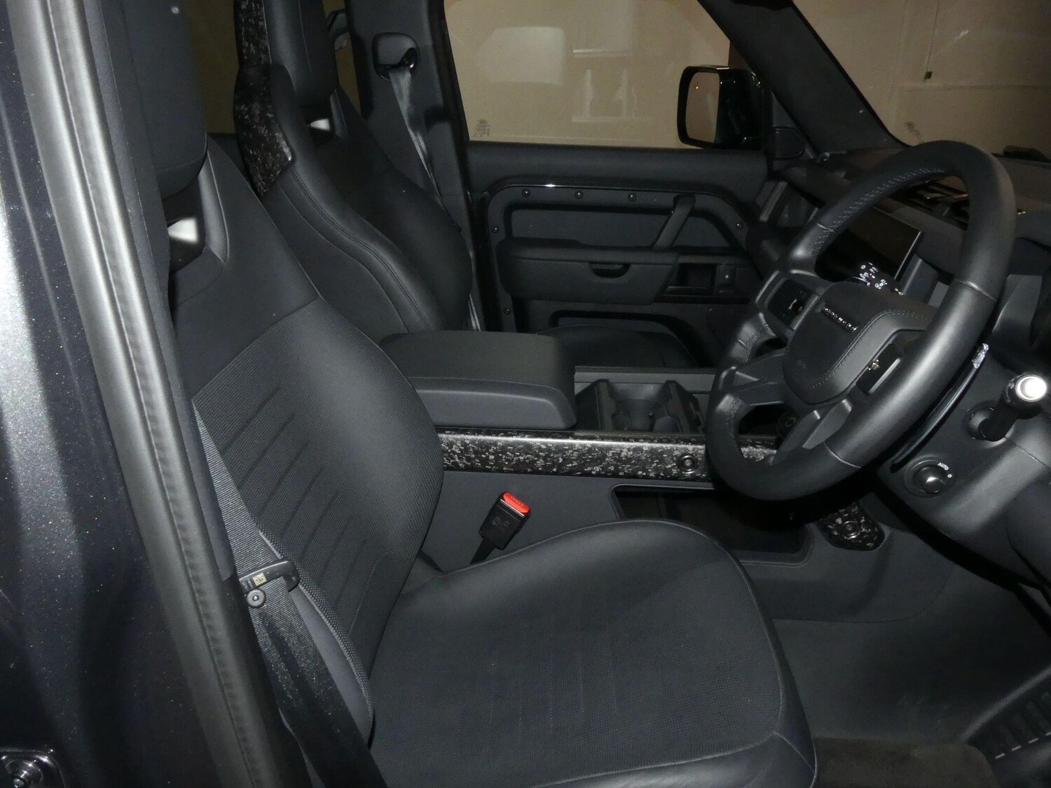 Used Land Rover Defender 110 for sale - 77908503: Photo 13