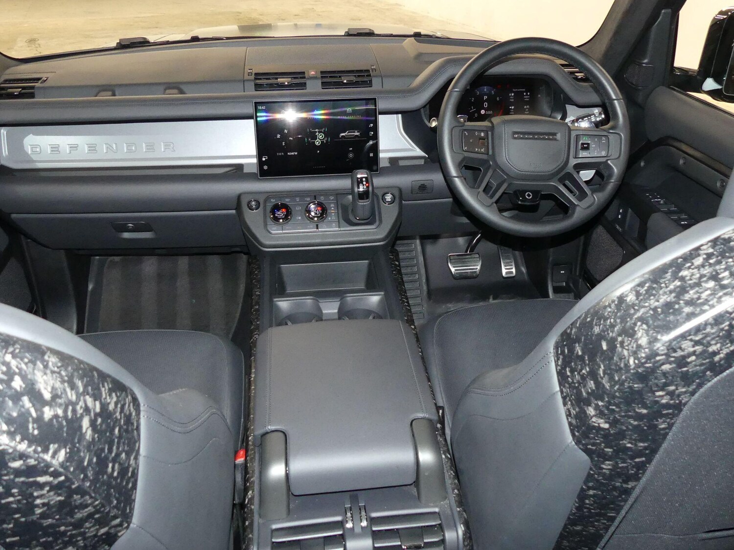 Used Land Rover Defender 110 for sale - 77908503: Photo 15