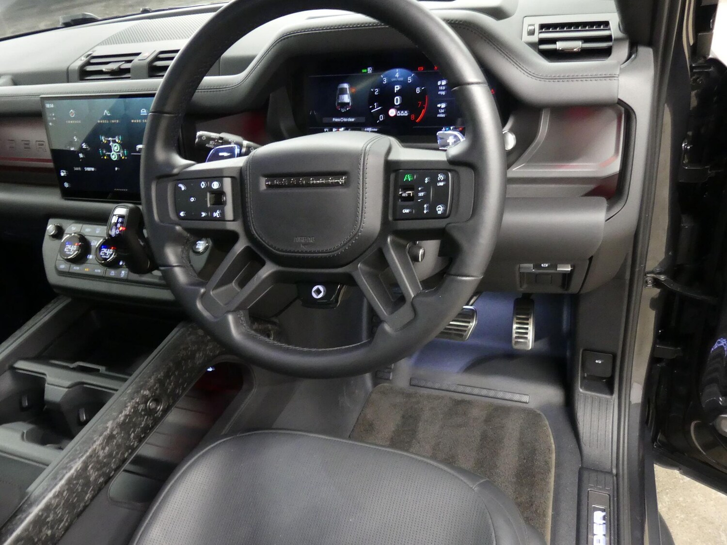 Used Land Rover Defender 110 for sale - 77908503: Photo 16