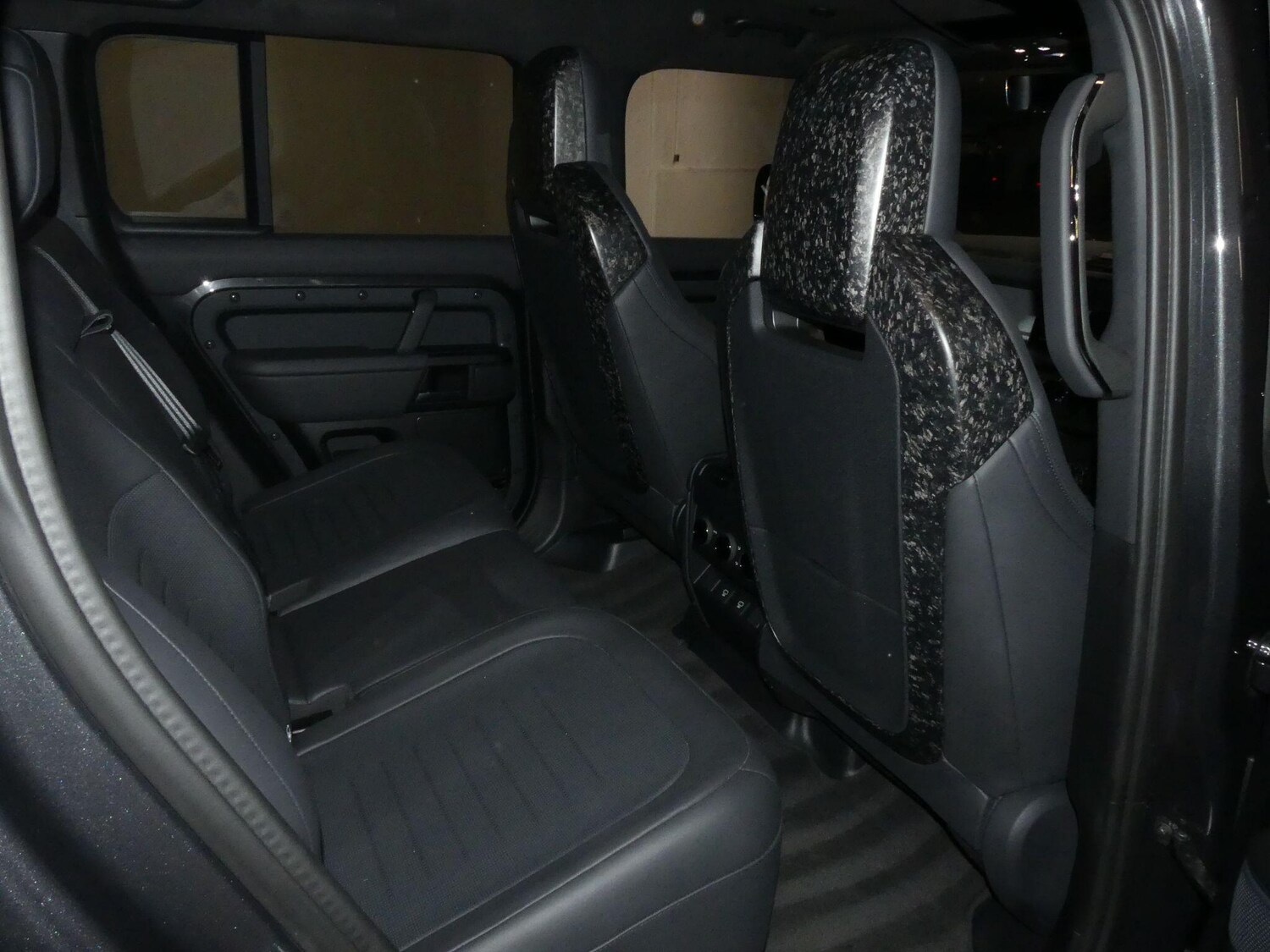 Used Land Rover Defender 110 for sale - 77908503: Photo 48