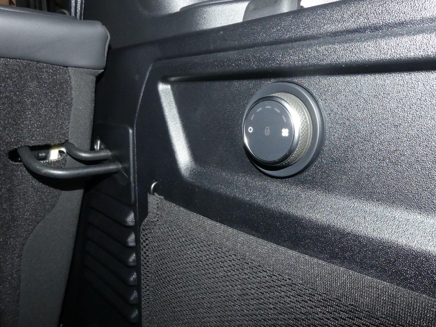 Used Land Rover Defender 110 for sale - 77908503: Photo 57