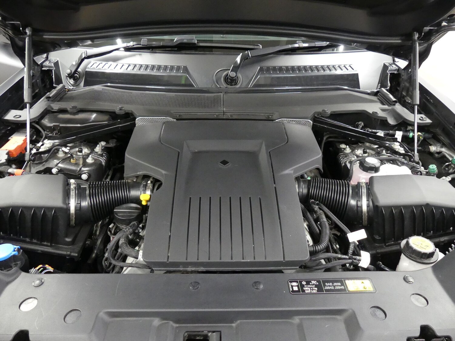 Used Land Rover Defender 110 for sale - 77908503: Photo 66